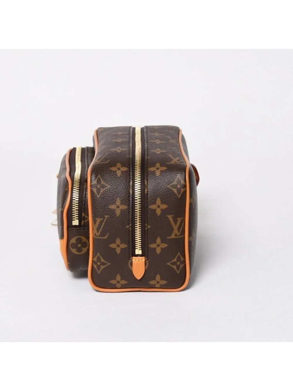 Louis Vuitton Locker Dopp Kit Cargo Clutch Handbag Brown Gold